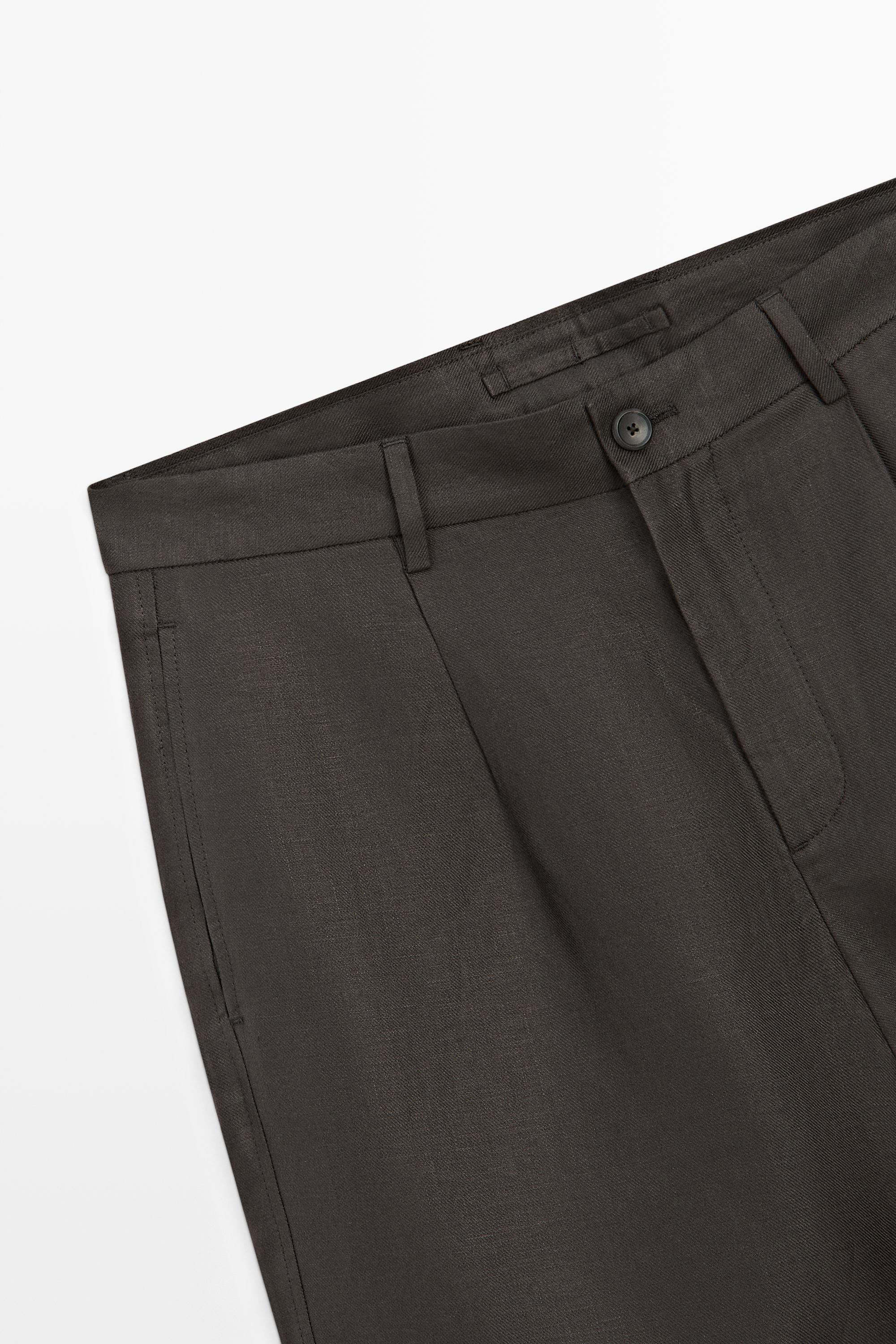 Linen Bermuda shorts with darts